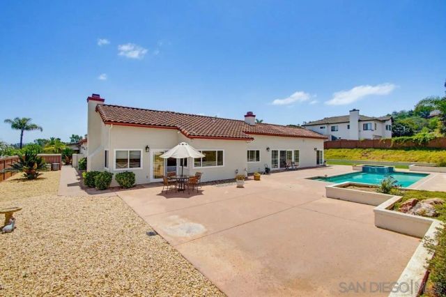 2071 Winamar, Escondido, CA 92029