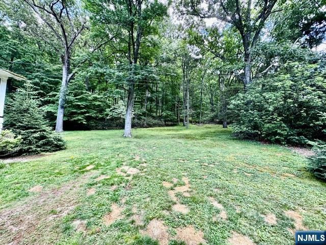 121 Townsend Road, Wanaque, NJ 07465