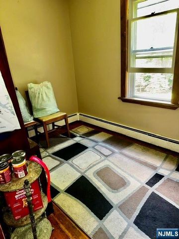 121 Townsend Road, Wanaque, NJ 07465
