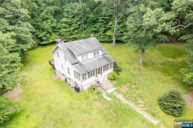 121 Townsend Road, Wanaque, NJ 07465