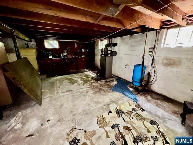 121 Townsend Road, Wanaque, NJ 07465
