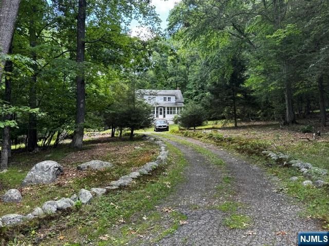 121 Townsend Road, Wanaque, NJ 07465
