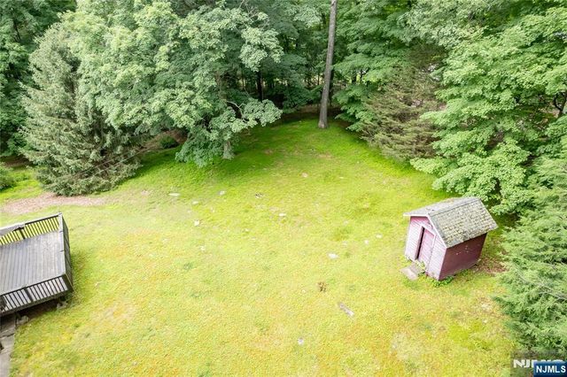 121 Townsend Road, Wanaque, NJ 07465