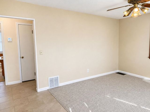 529 NE 12th Street, Minot, ND 58703