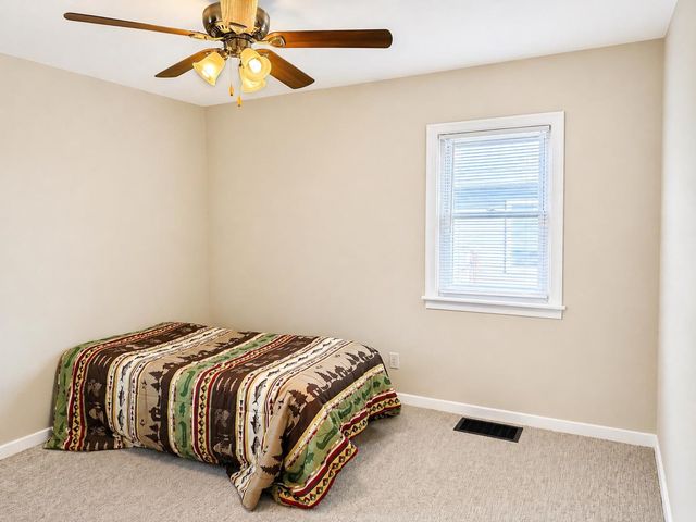 529 NE 12th Street, Minot, ND 58703