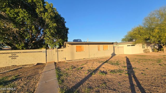 834 W OSBORN Road, Phoenix, AZ 85013