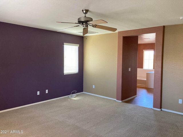 4957 S Stonecreek Boulevard, Gilbert, AZ 85298