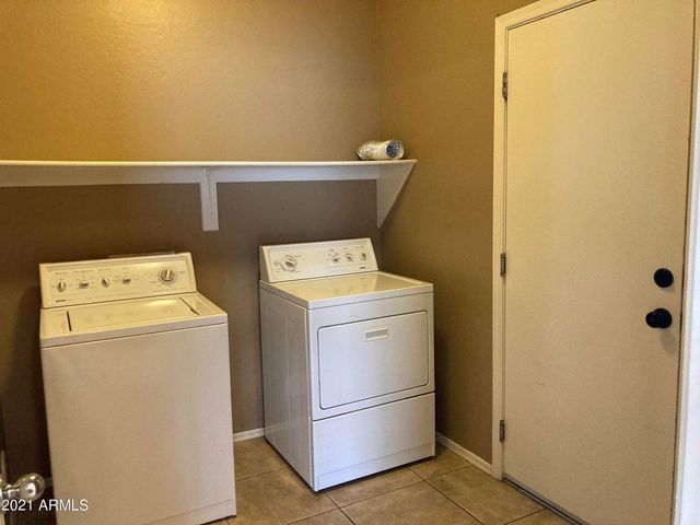 4957 S Stonecreek Boulevard, Gilbert, AZ 85298