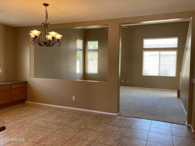 4957 S Stonecreek Boulevard, Gilbert, AZ 85298