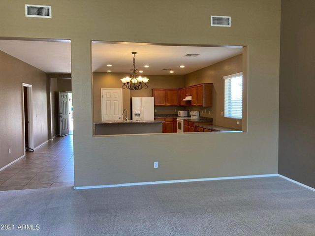 4957 S Stonecreek Boulevard, Gilbert, AZ 85298