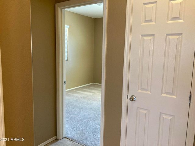 4957 S Stonecreek Boulevard, Gilbert, AZ 85298