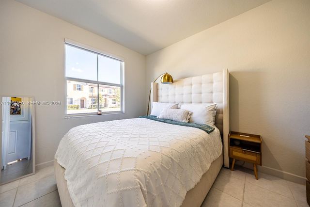 12208 NW 23rd Ct, Miami, FL 33167