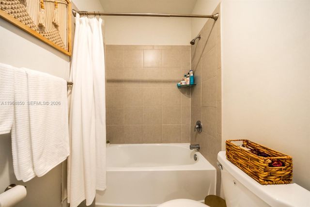 12208 NW 23rd Ct, Miami, FL 33167