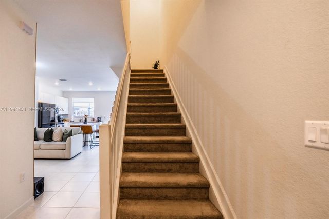 12208 NW 23rd Ct, Miami, FL 33167