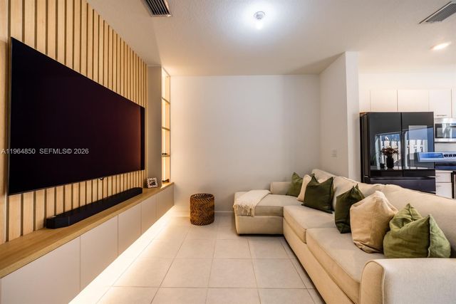 12208 NW 23rd Ct, Miami, FL 33167