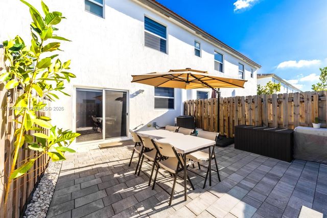 12208 NW 23rd Ct, Miami, FL 33167