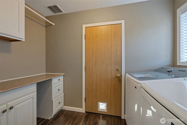 21462 SE 277th Street, Maple Valley, WA 98038