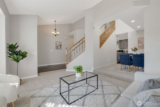 21462 SE 277th Street, Maple Valley, WA 98038