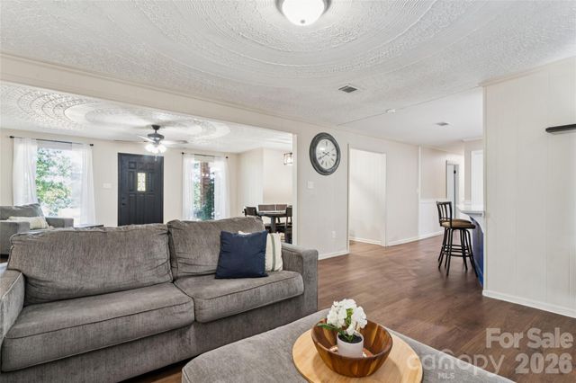 5374 N Nc 150 Highway, Lincolnton, NC 28650