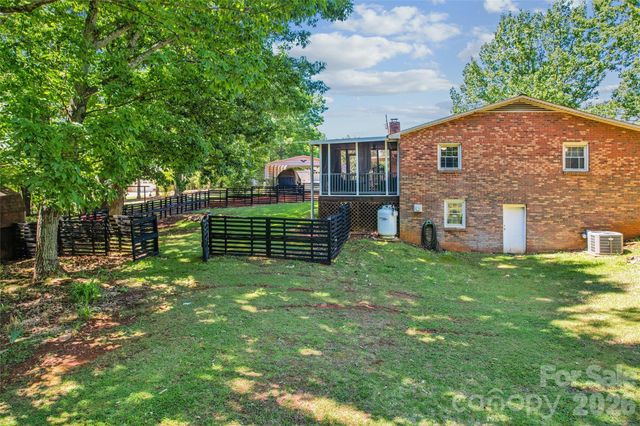 5374 N Nc 150 Highway, Lincolnton, NC 28650