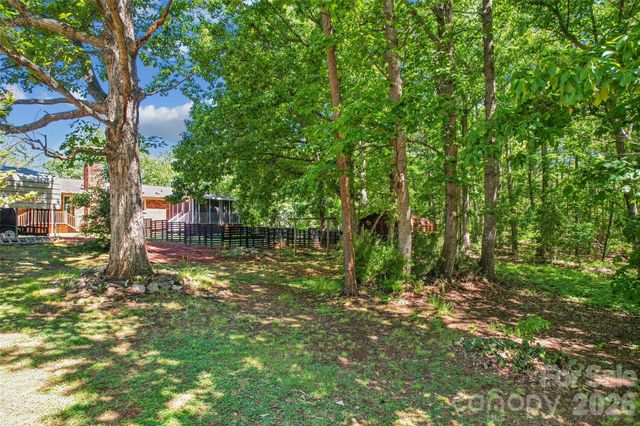 5374 N Nc 150 Highway, Lincolnton, NC 28650