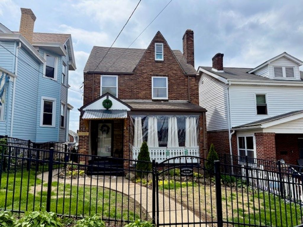 1202 Berkshire Ave, Brookline, PA 15226