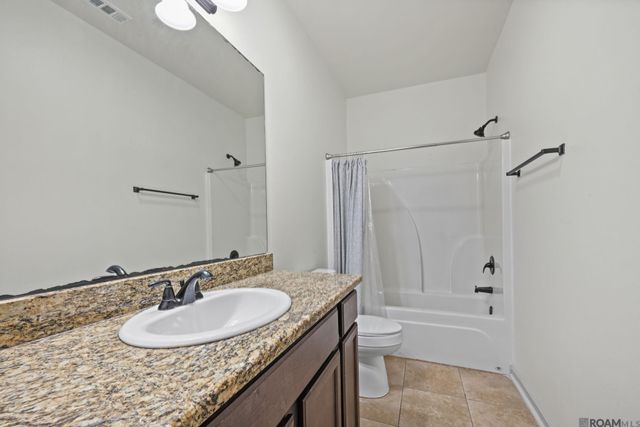 37214 Corvette Dr, Prairieville, LA 70769