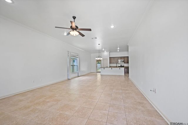 37214 Corvette Dr, Prairieville, LA 70769