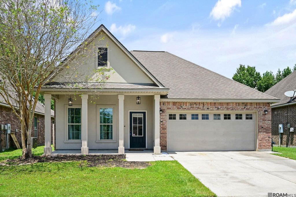 37214 Corvette Dr, Prairieville, LA 70769