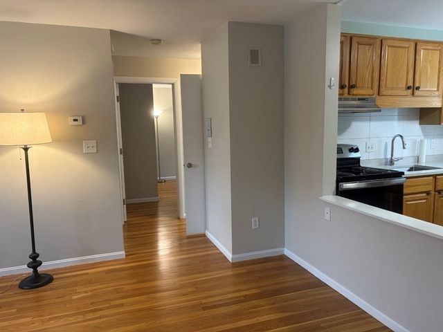 81 Lionel Ave C, Waltham, MA 02452