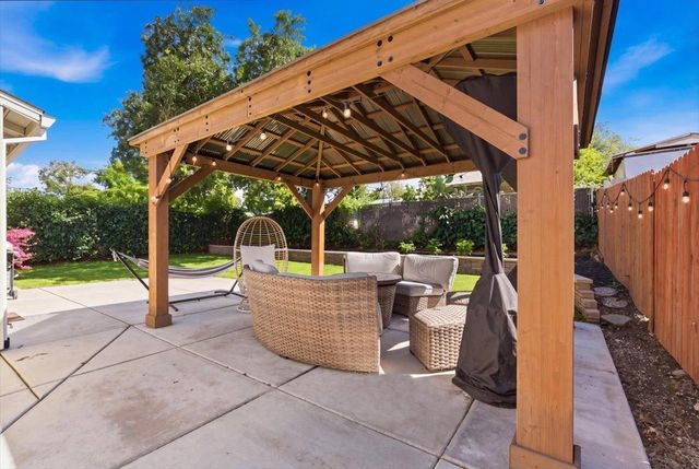 4124 Stephen Dr, North Highlands, CA 95660