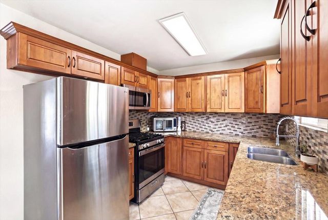 4124 Stephen Dr, North Highlands, CA 95660