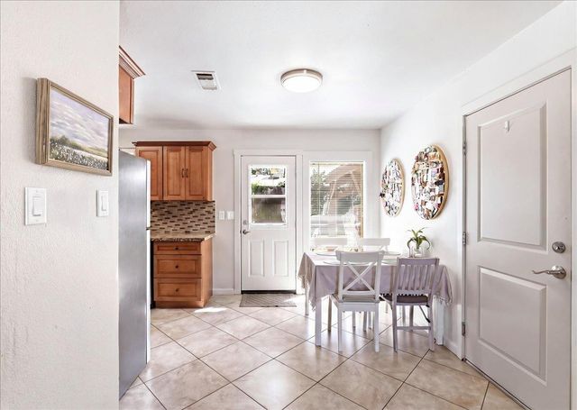 4124 Stephen Dr, North Highlands, CA 95660