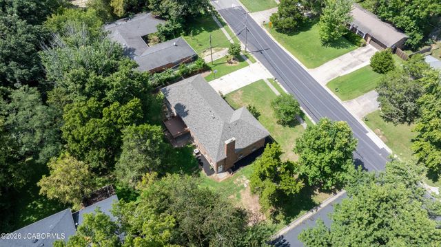 3002 BRAY AVENUE, Columbia, MO 65203