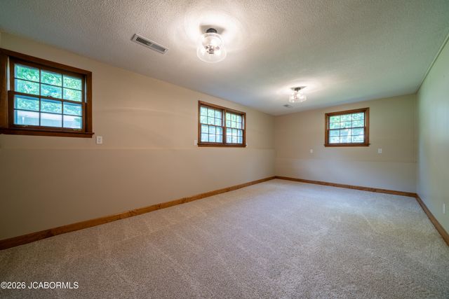 3002 BRAY AVENUE, Columbia, MO 65203