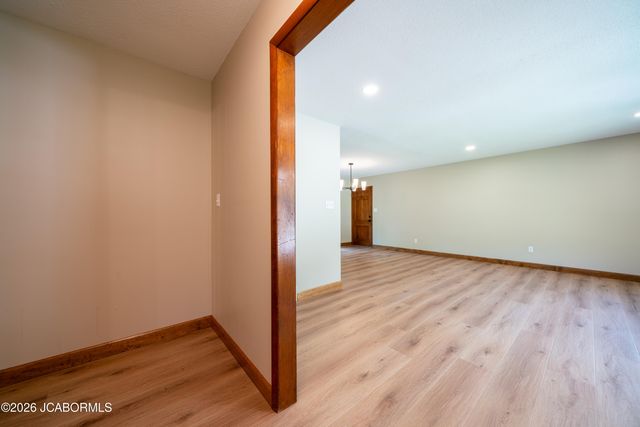 3002 BRAY AVENUE, Columbia, MO 65203