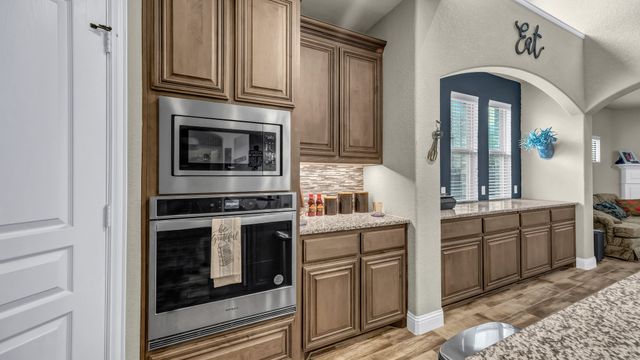 516 Ben Street, Crowley, TX 76036