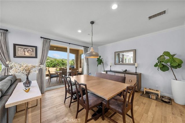 221 Morro 1, Simi Valley, CA 93065