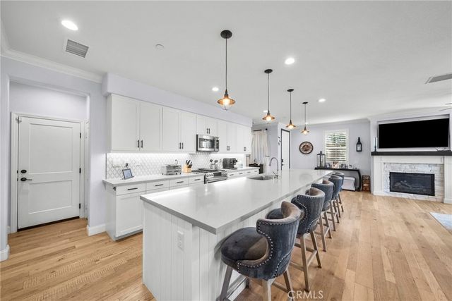 221 Morro 1, Simi Valley, CA 93065