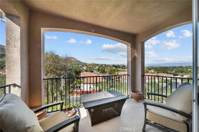 221 Morro 1, Simi Valley, CA 93065