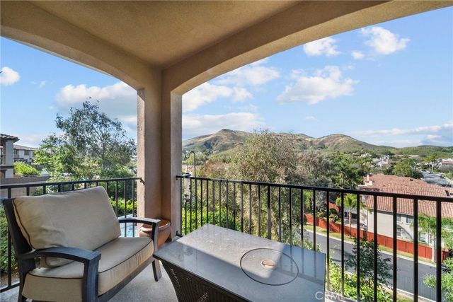 221 Morro 1, Simi Valley, CA 93065