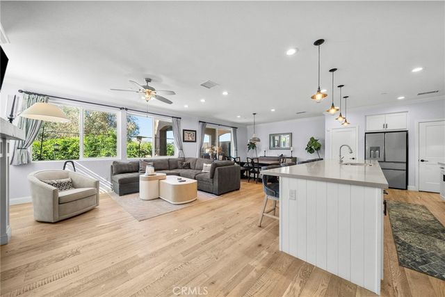 221 Morro 1, Simi Valley, CA 93065