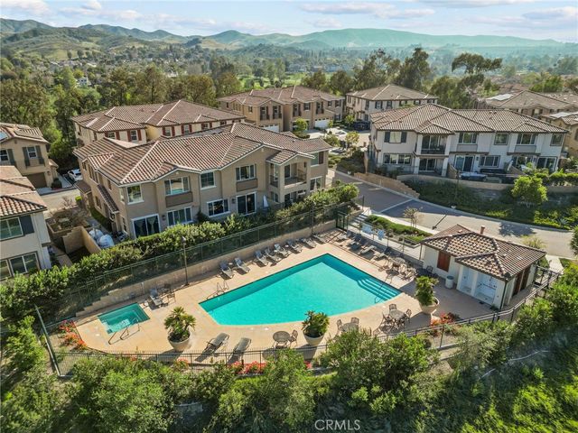 221 Morro 1, Simi Valley, CA 93065