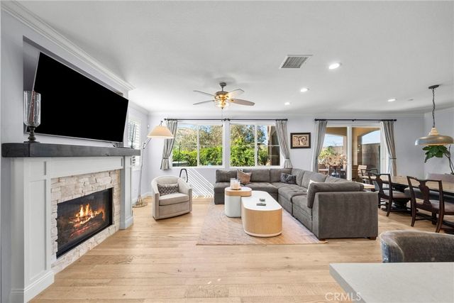 221 Morro 1, Simi Valley, CA 93065