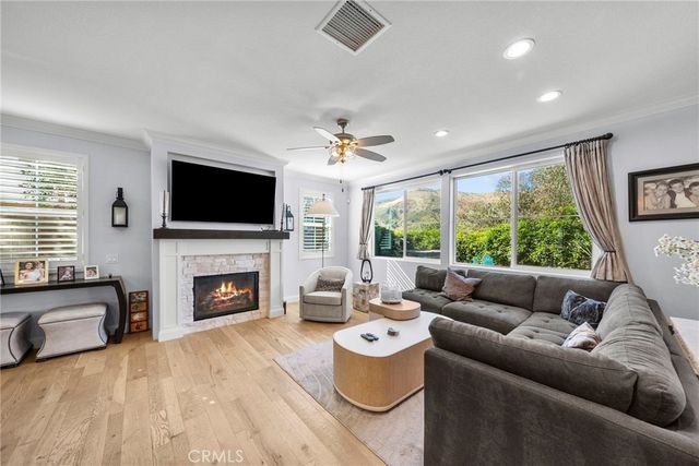 221 Morro 1, Simi Valley, CA 93065