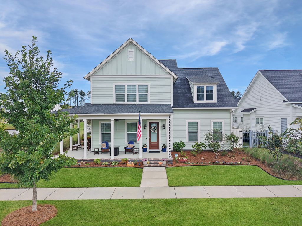 663 Blueway Avenue, Summerville, SC 29486