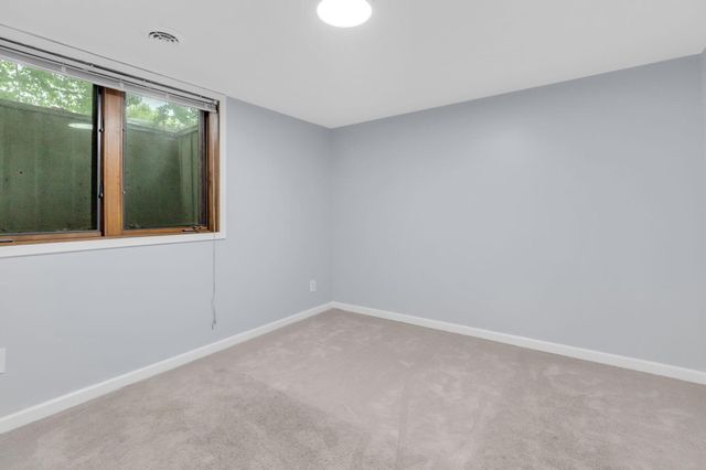 10933 Hillsboro Avenue N, Champlin, MN 55316
