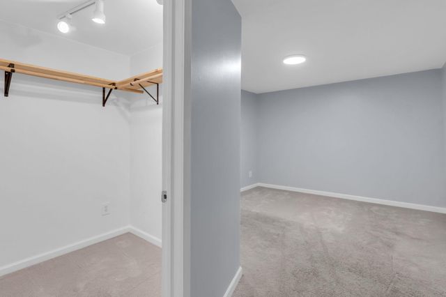 10933 Hillsboro Avenue N, Champlin, MN 55316