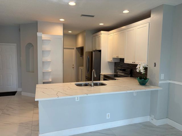7862 Sienna Springs Drive, Lake Worth, FL 33463