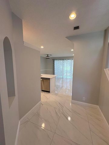 7862 Sienna Springs Drive, Lake Worth, FL 33463